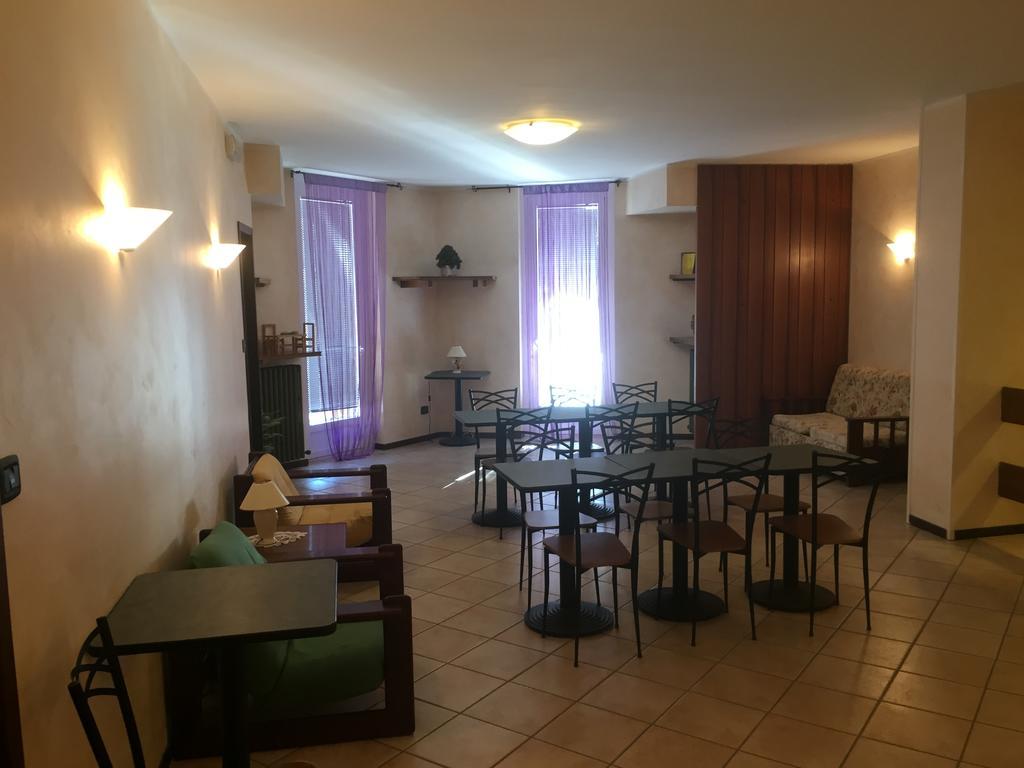Albergo La Grolla Antey-Saint-André Exterior foto